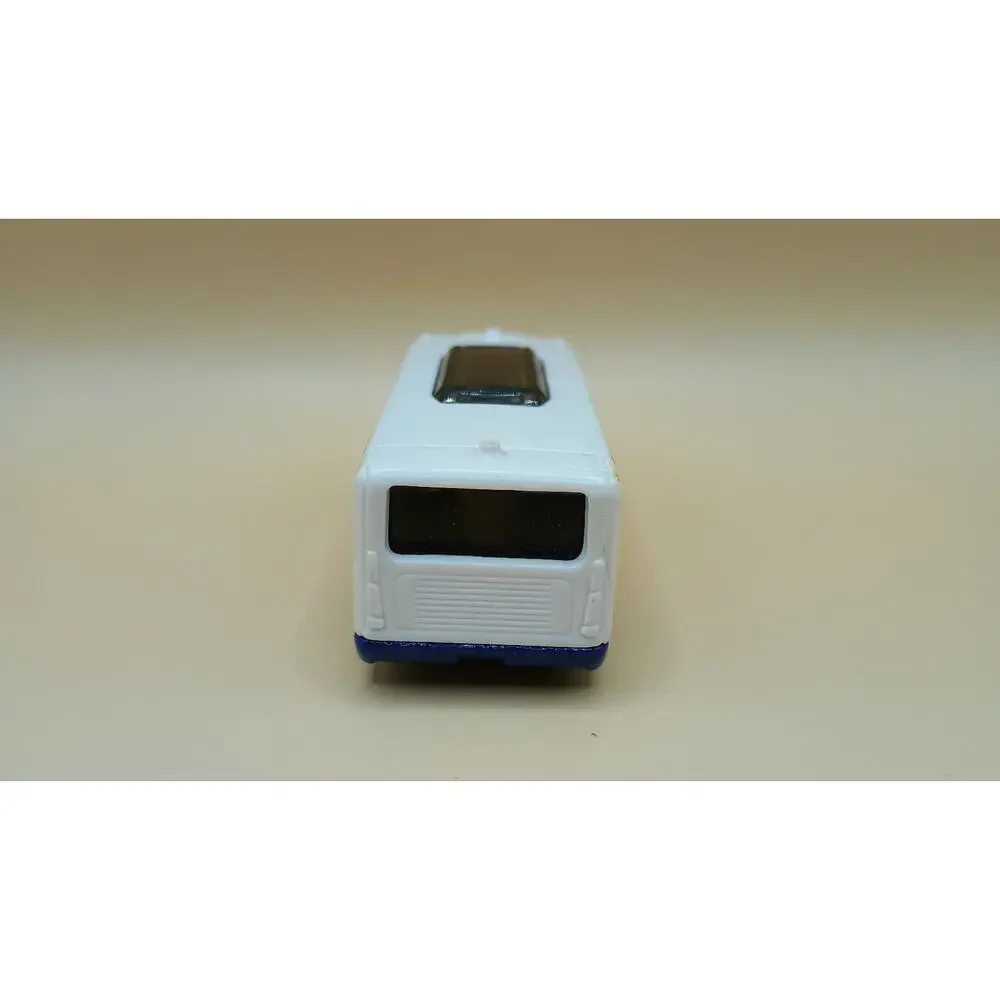 Van / Sports Car / Matchbox Swift Shuttle #H20